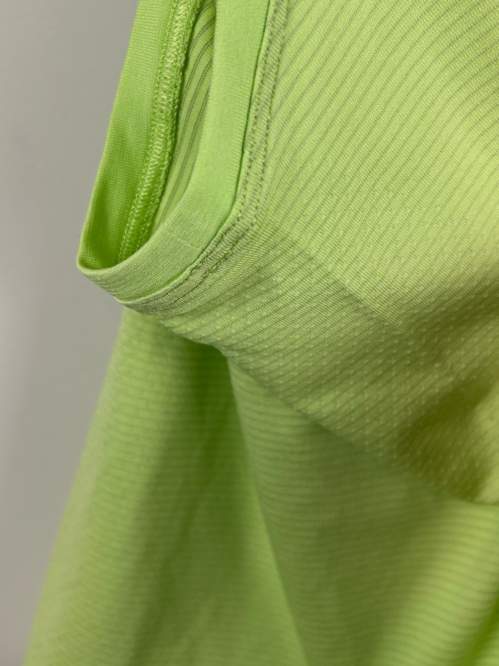 Lululemon Swiftly Tech Racerback Tank Top Neon Lime Green Size 8 - Picture 8 of 8